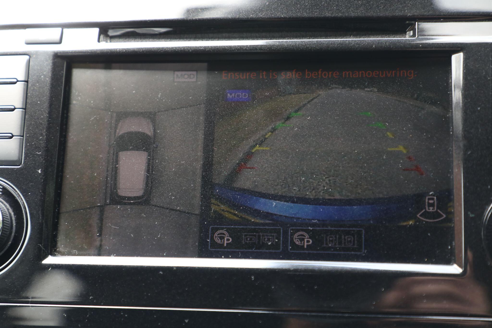 Large vehicle image
